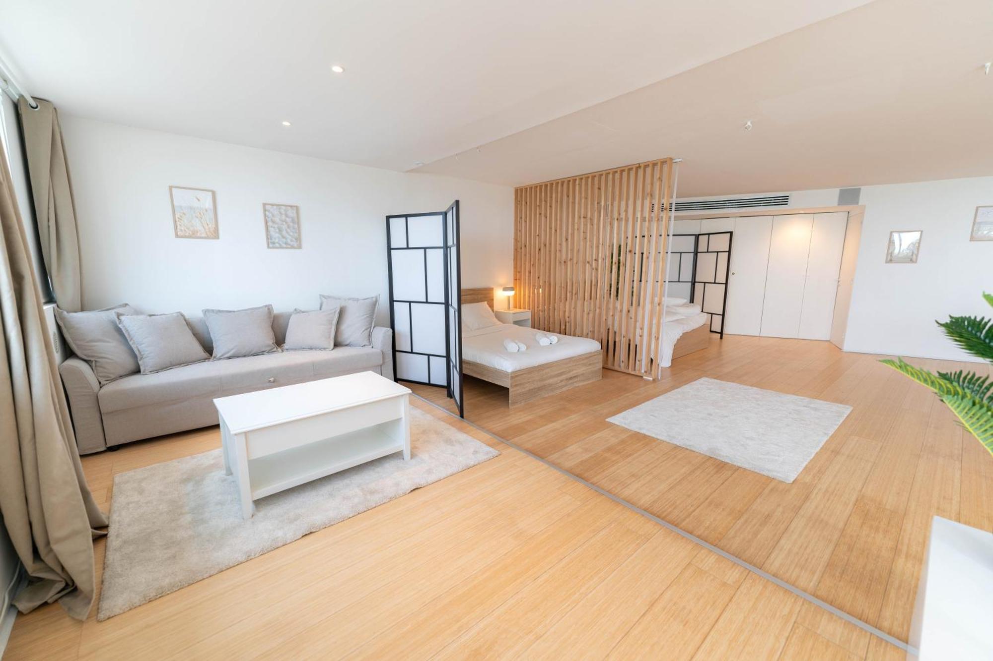 Loft Bord De Mer, Marina Baie Des Anges