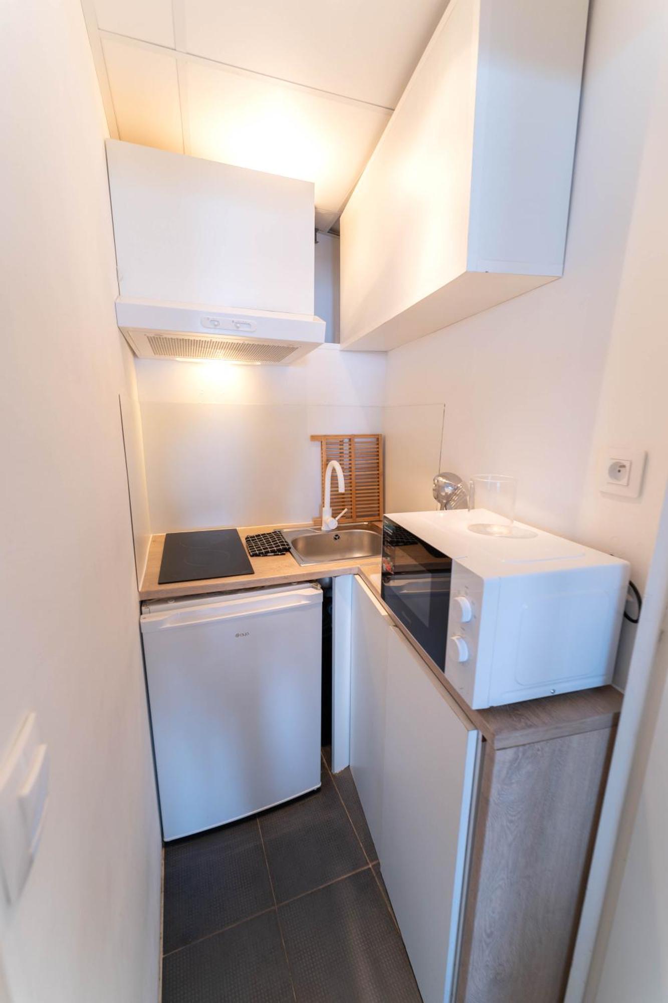 Loft Bord De Mer, Marina Baie Des Anges Apartment *